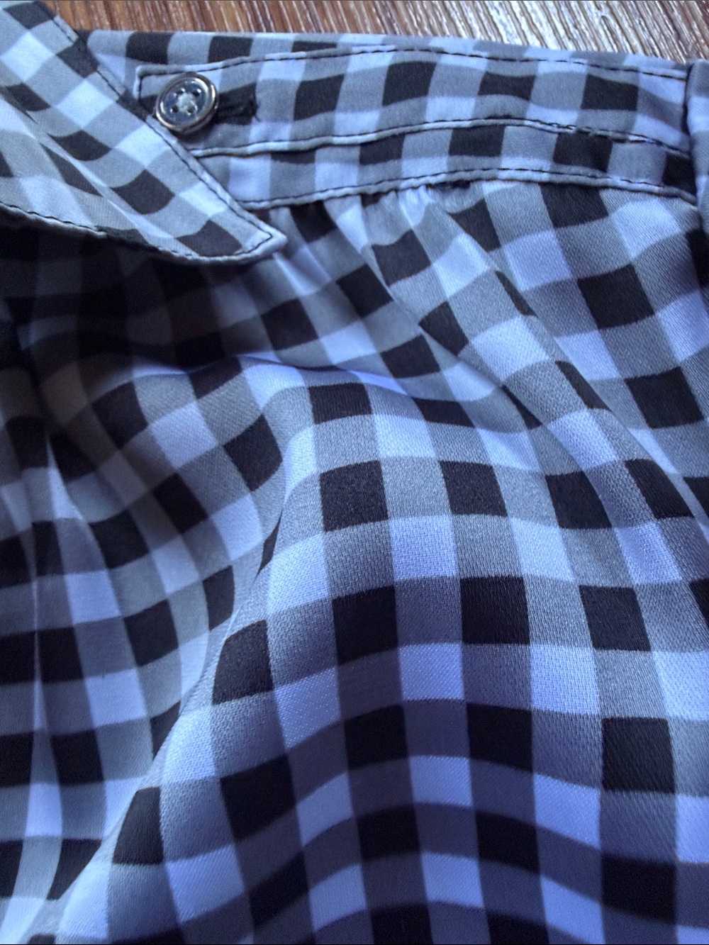 White House Black Market Black & White Gingham Button-Down Shirt - Picture 5 of 8